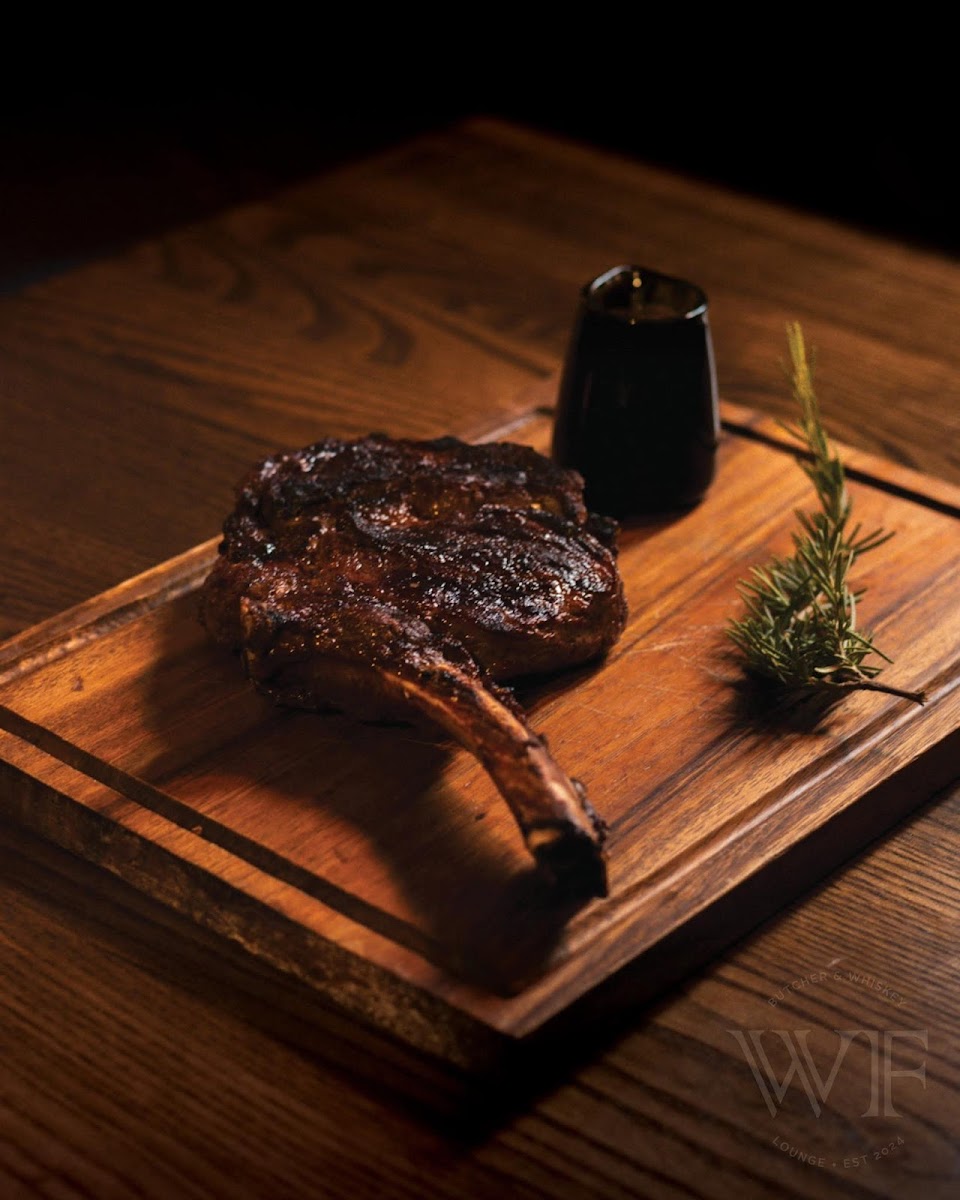 Whiskey Fiddle Steakhouse & Whiskey Lounge Photo 3