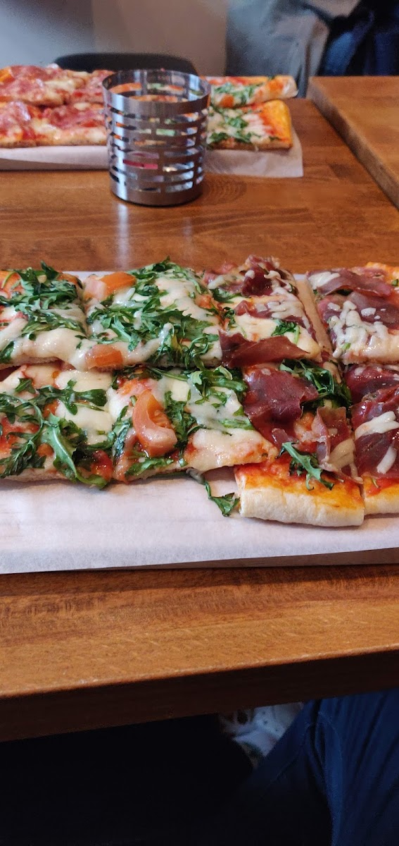 DAILY PIZZA Photo 5