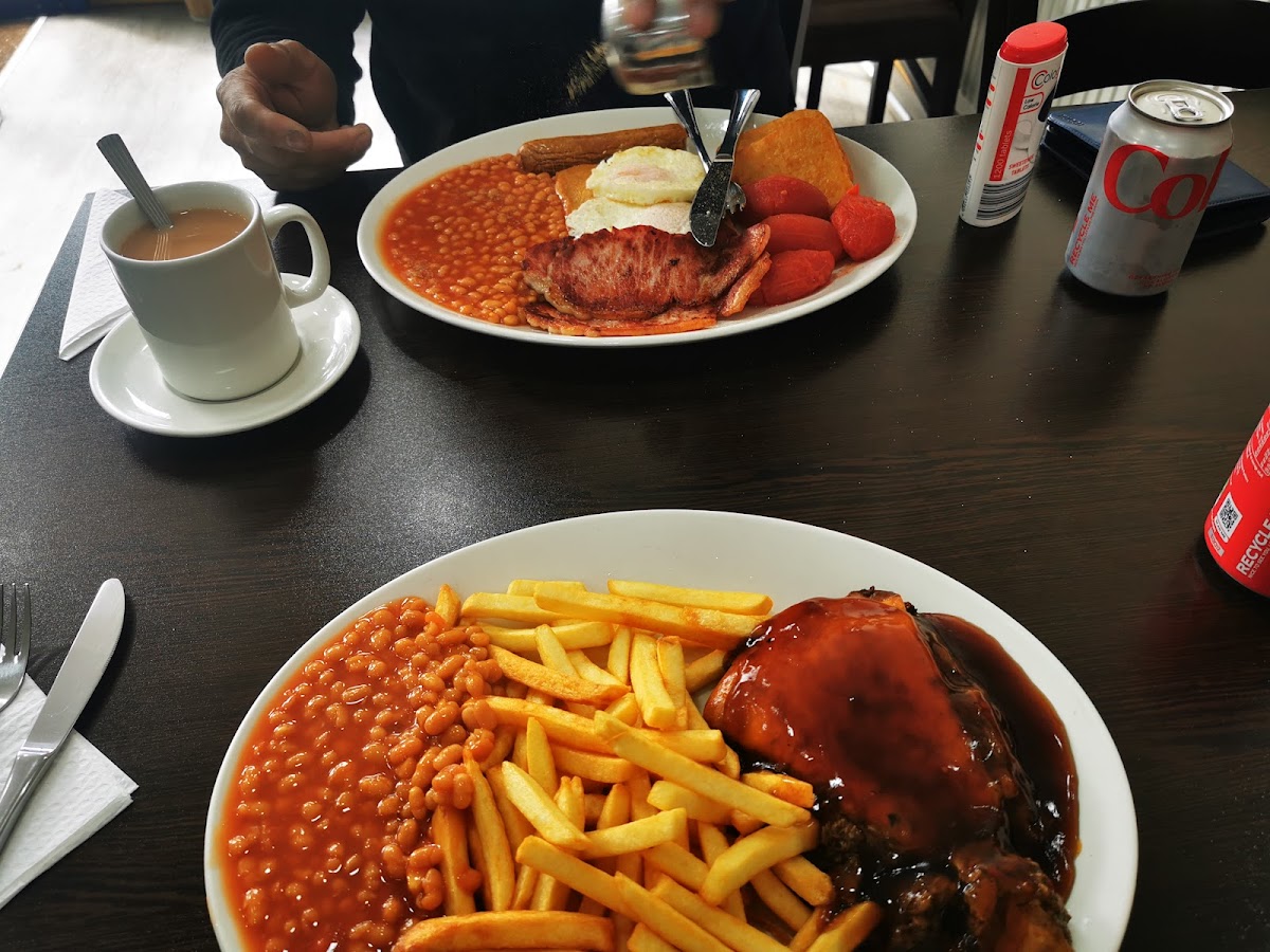 Royal Cafe Photo 6