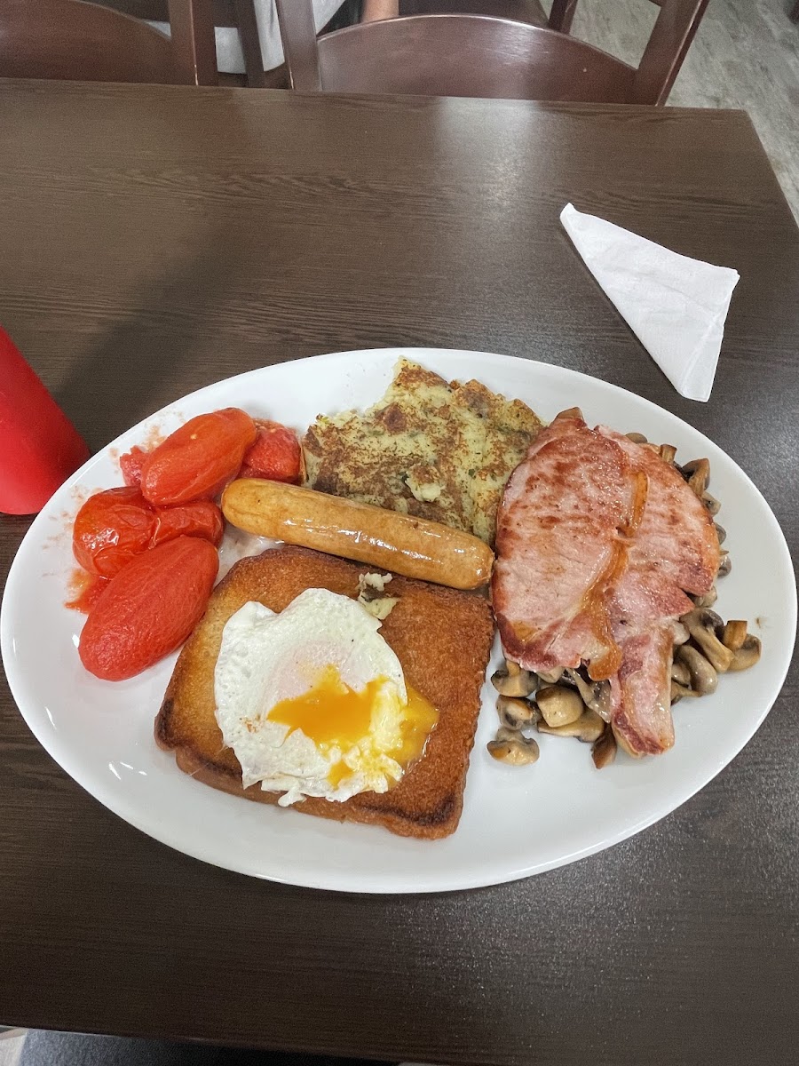 Royal Cafe Photo 7
