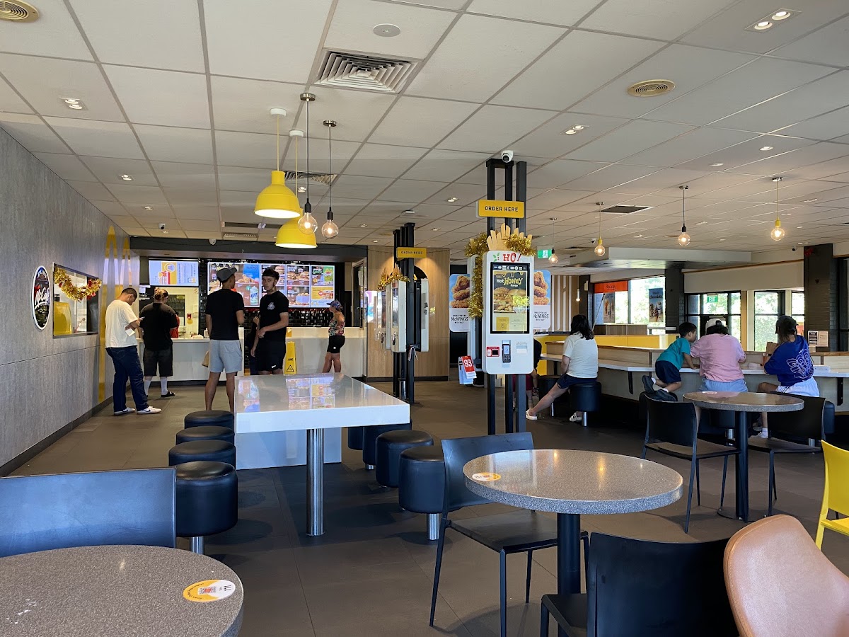 McDonald's Glenfield Photo 4