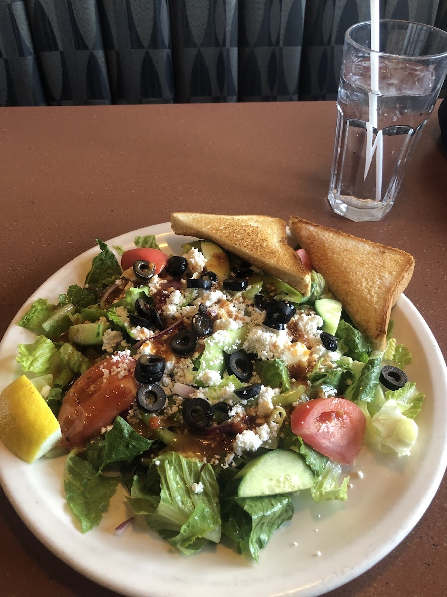 Coliseum Mediterranean Grill Photo 10