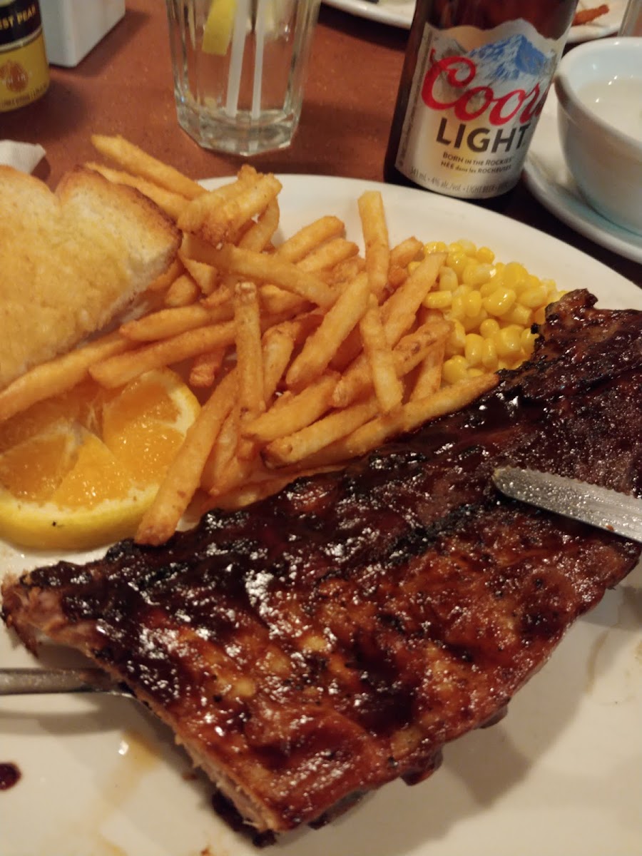 Coliseum Mediterranean Grill Photo 5