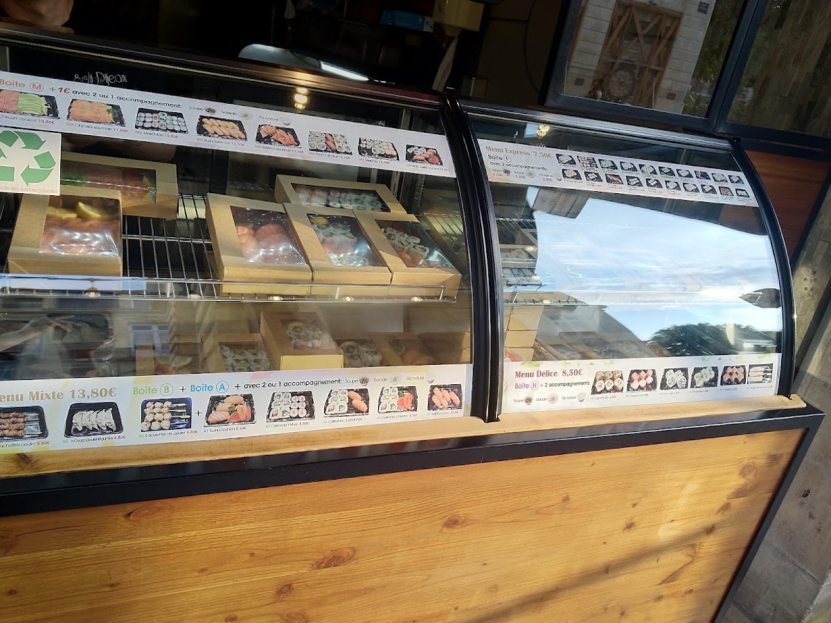 Sushi Dijeaux Photo 6