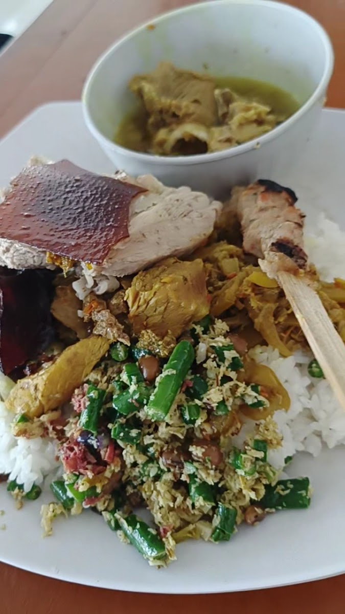 Babi Guling Gusti Ayu Photo 2