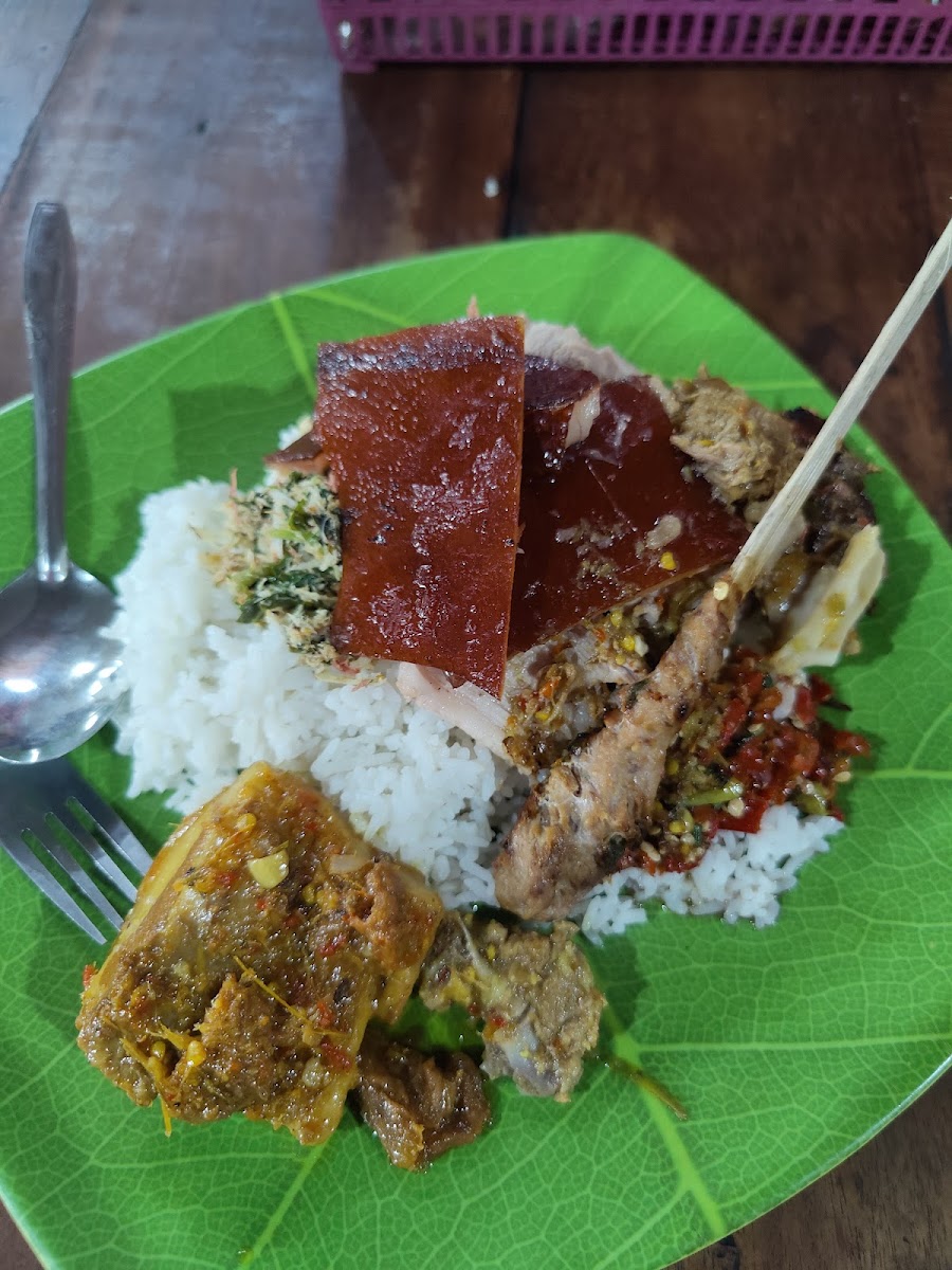 Babi Guling Gusti Ayu Photo 6