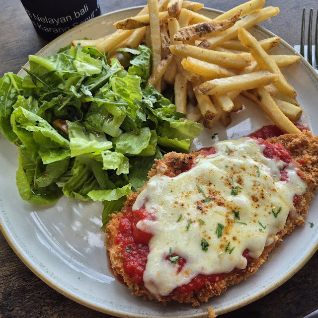 Chicken Parmigiana