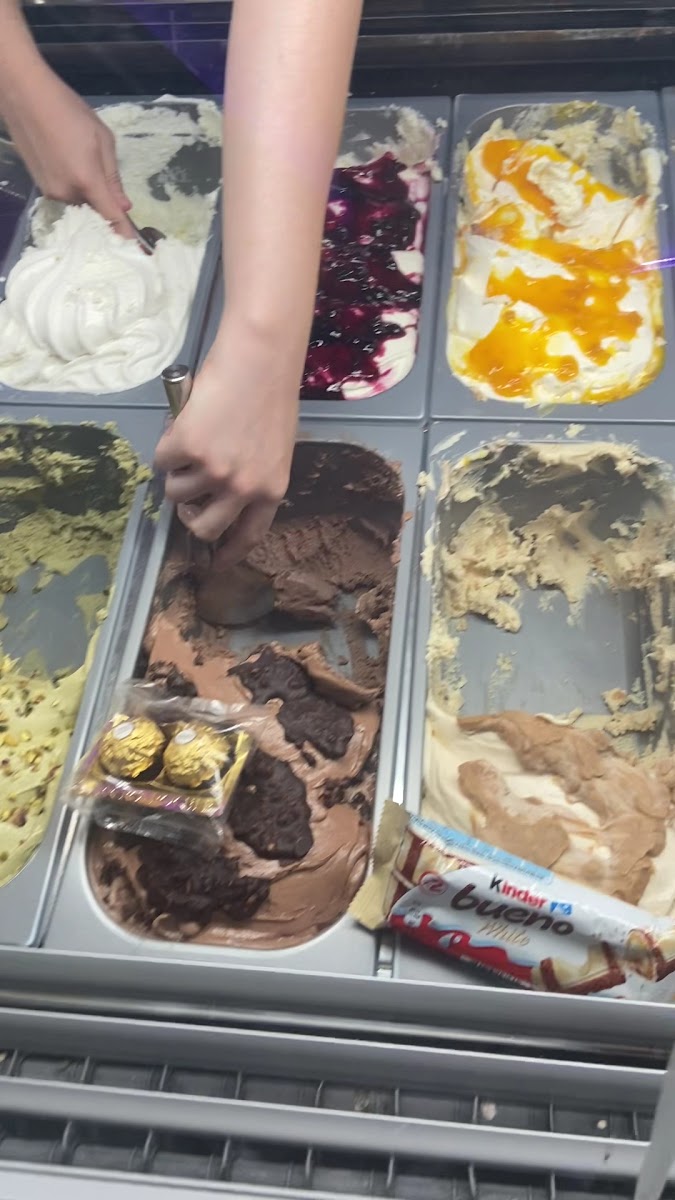 La Xixonenca GELATERIA-ORXATERIA Photo 2