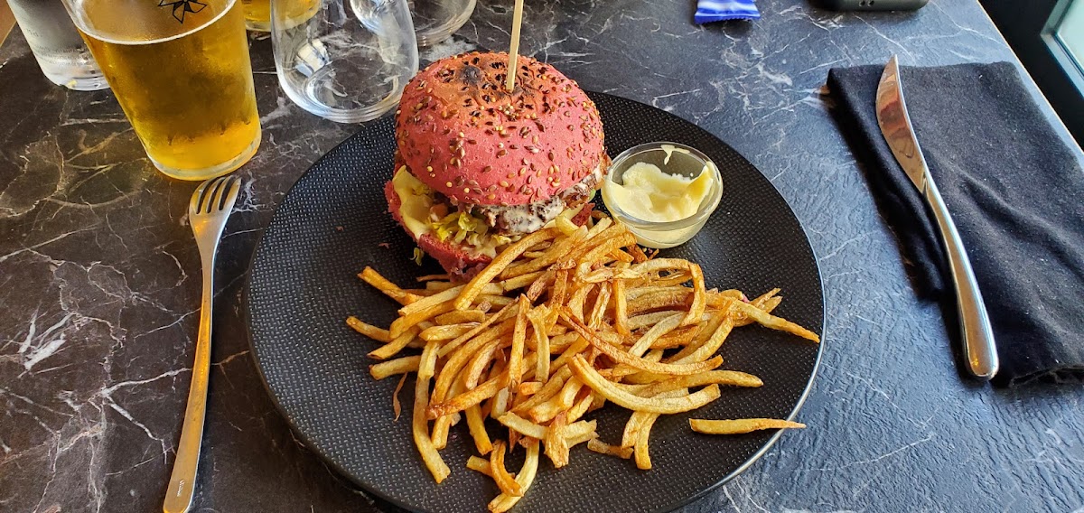 Le Homard Fries Photo 6