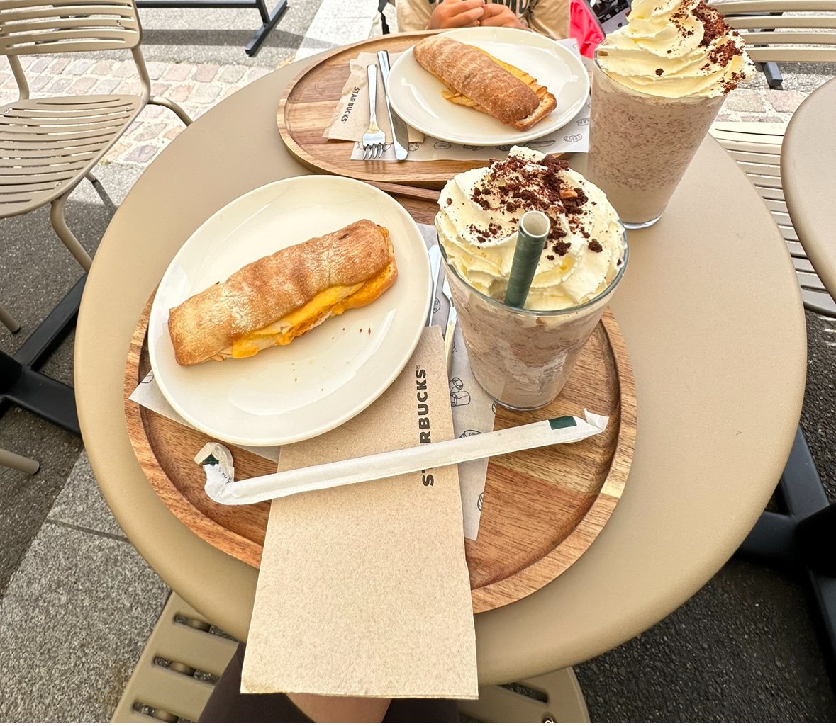 Starbucks Toulouse Palais Photo 8