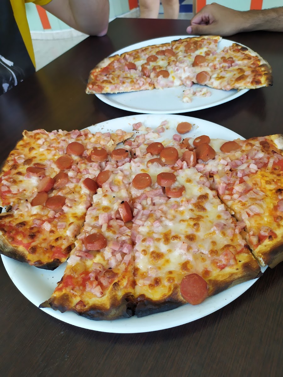 Pizza Vallès Photo 3