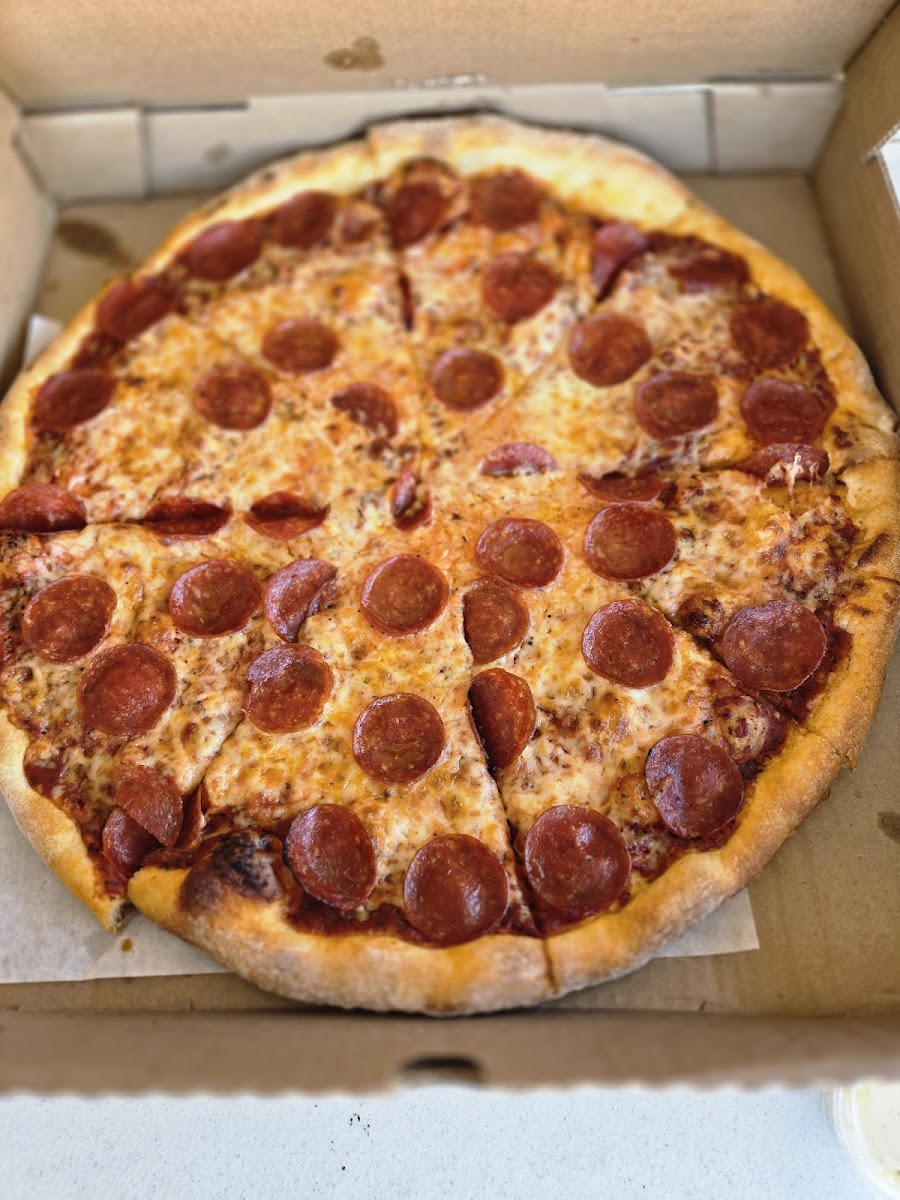 Argento's Pizza & Wings Photo 4