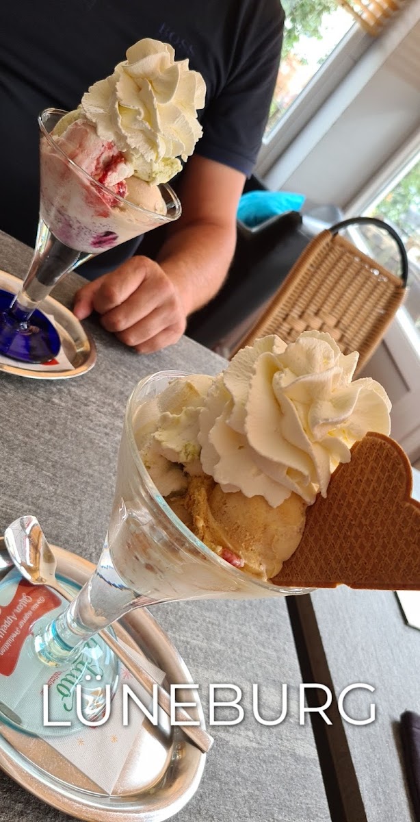 Eismanufaktur Milano by Kateryna Photo 6