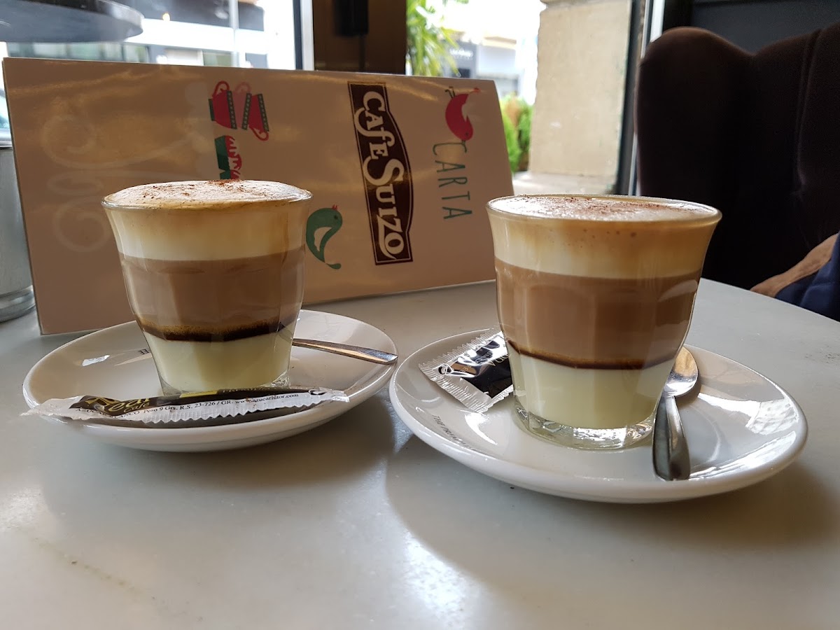 Café Suizo Photo 9