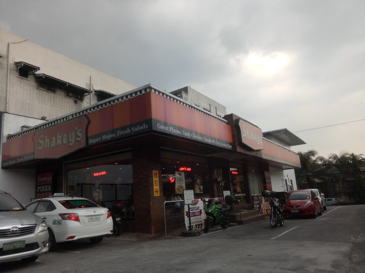 Shakey's Pizza Parlor - Galleria