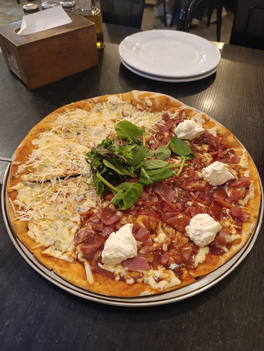 Burro Pizzería Photo 3
