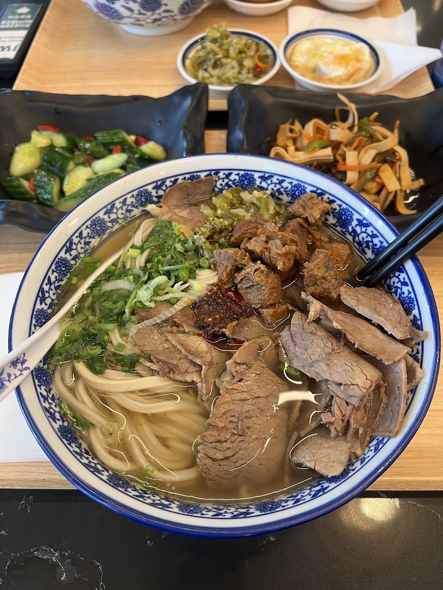 JWD Hand-Pulled Noodle Bar (Liverpool St) 金味德拉面 Photo 4