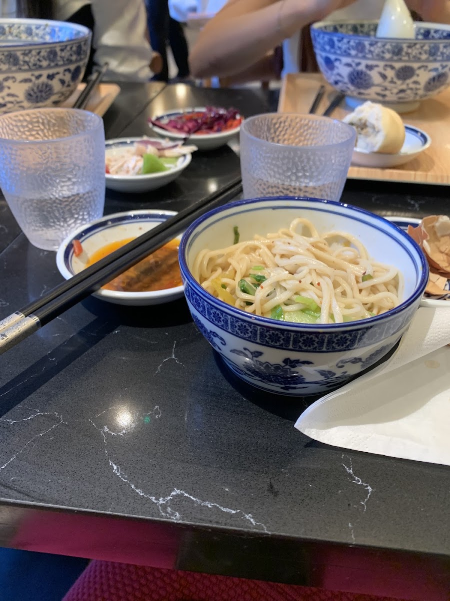 JWD Hand-Pulled Noodle Bar (Liverpool St) 金味德拉面 Photo 6