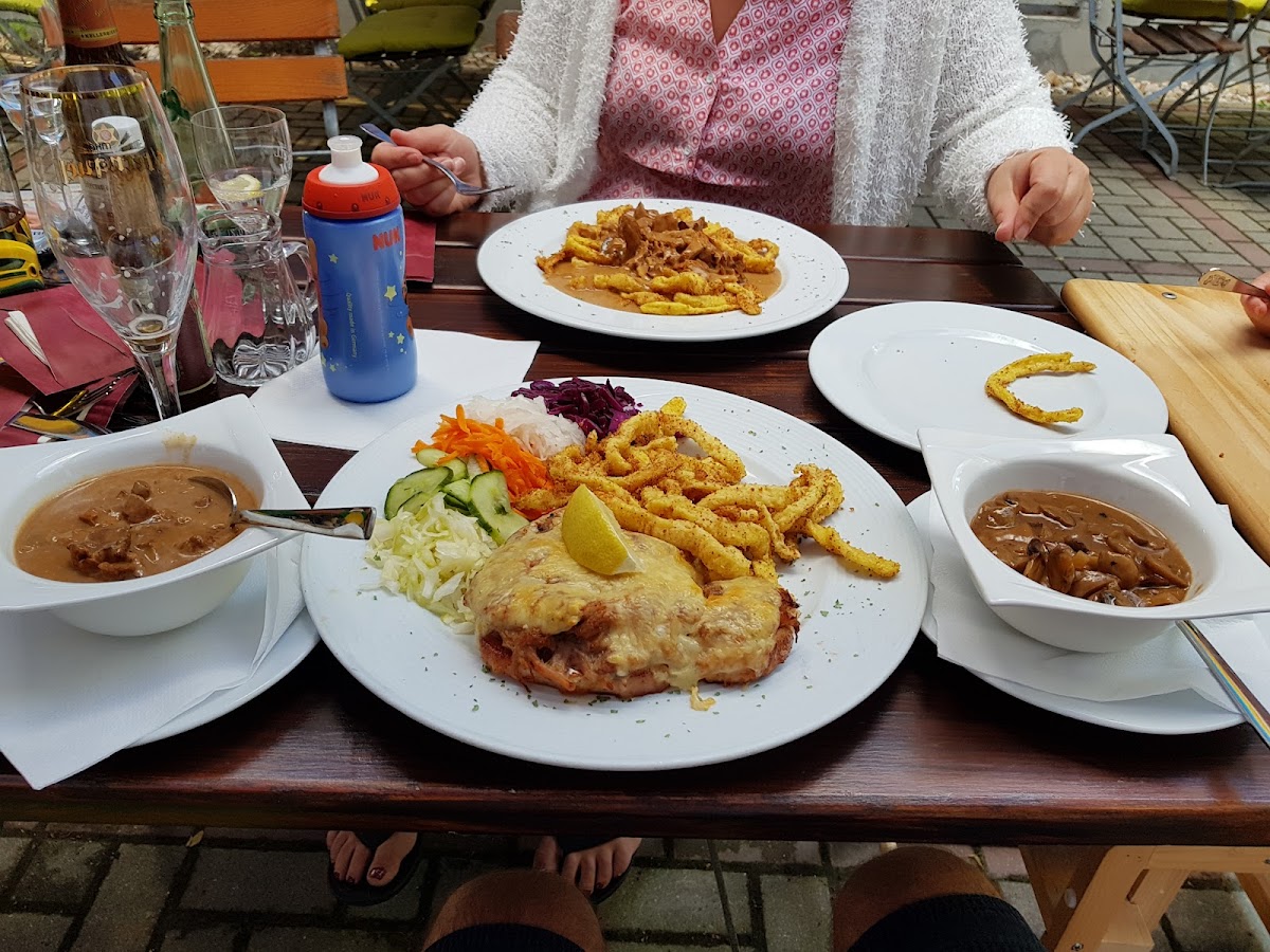 Gaststätte Forsthaus Waldfrieden Photo 8