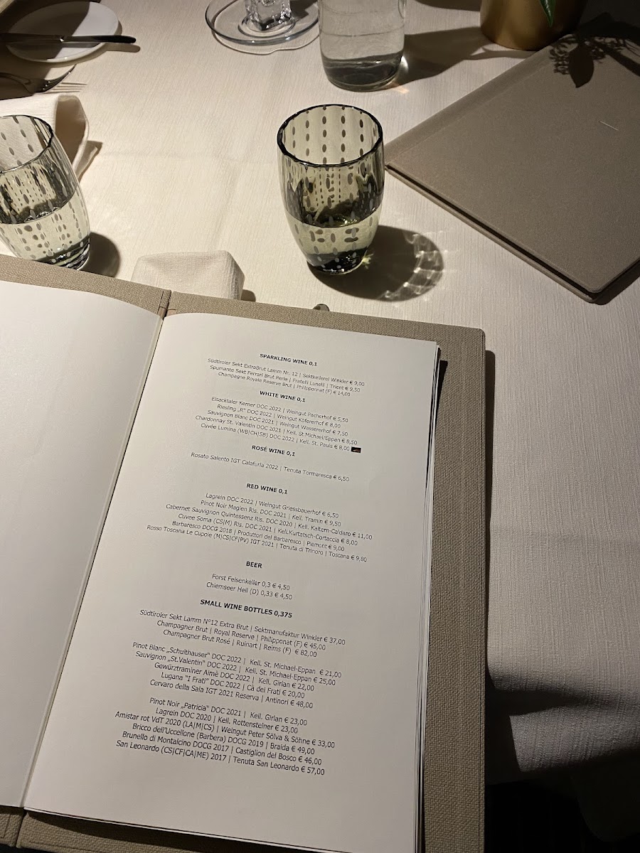 Restaurant Finsterwirt - Oste Scuro Photo Menu 10