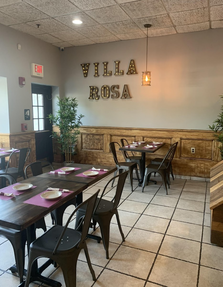 Villa Rosa Pizza & Restaurant