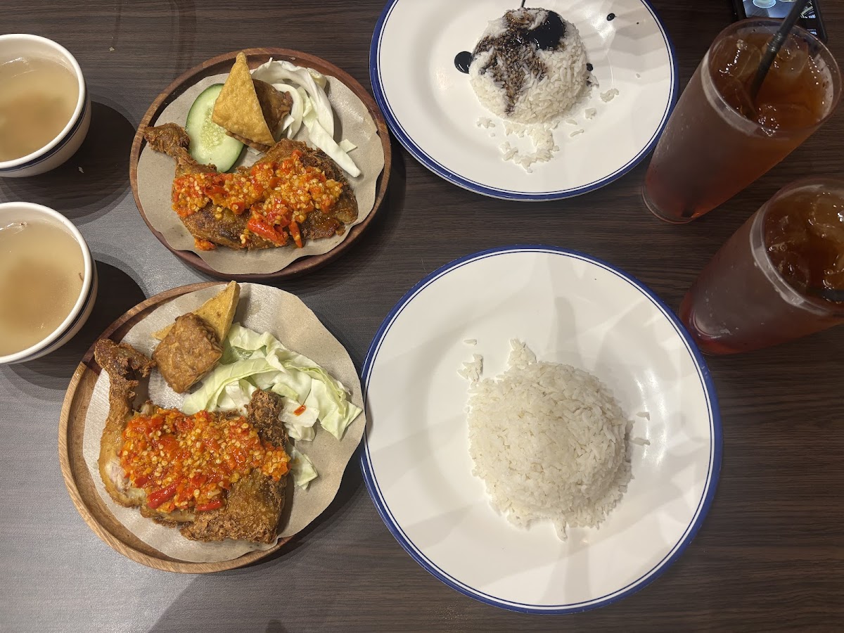 Ayam Penyet AP @NU Sentral Photo 5