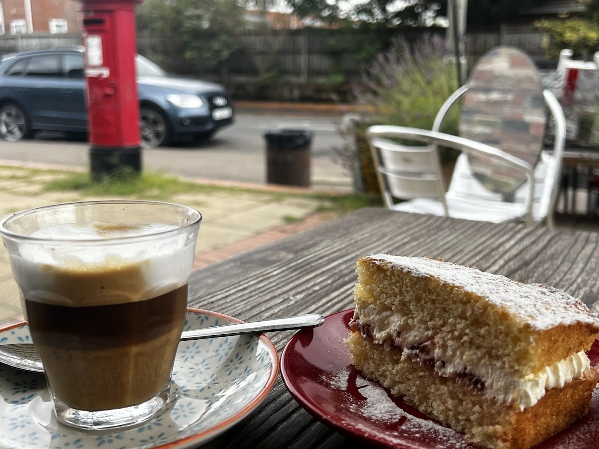 Clauds Coffee House Photo 3
