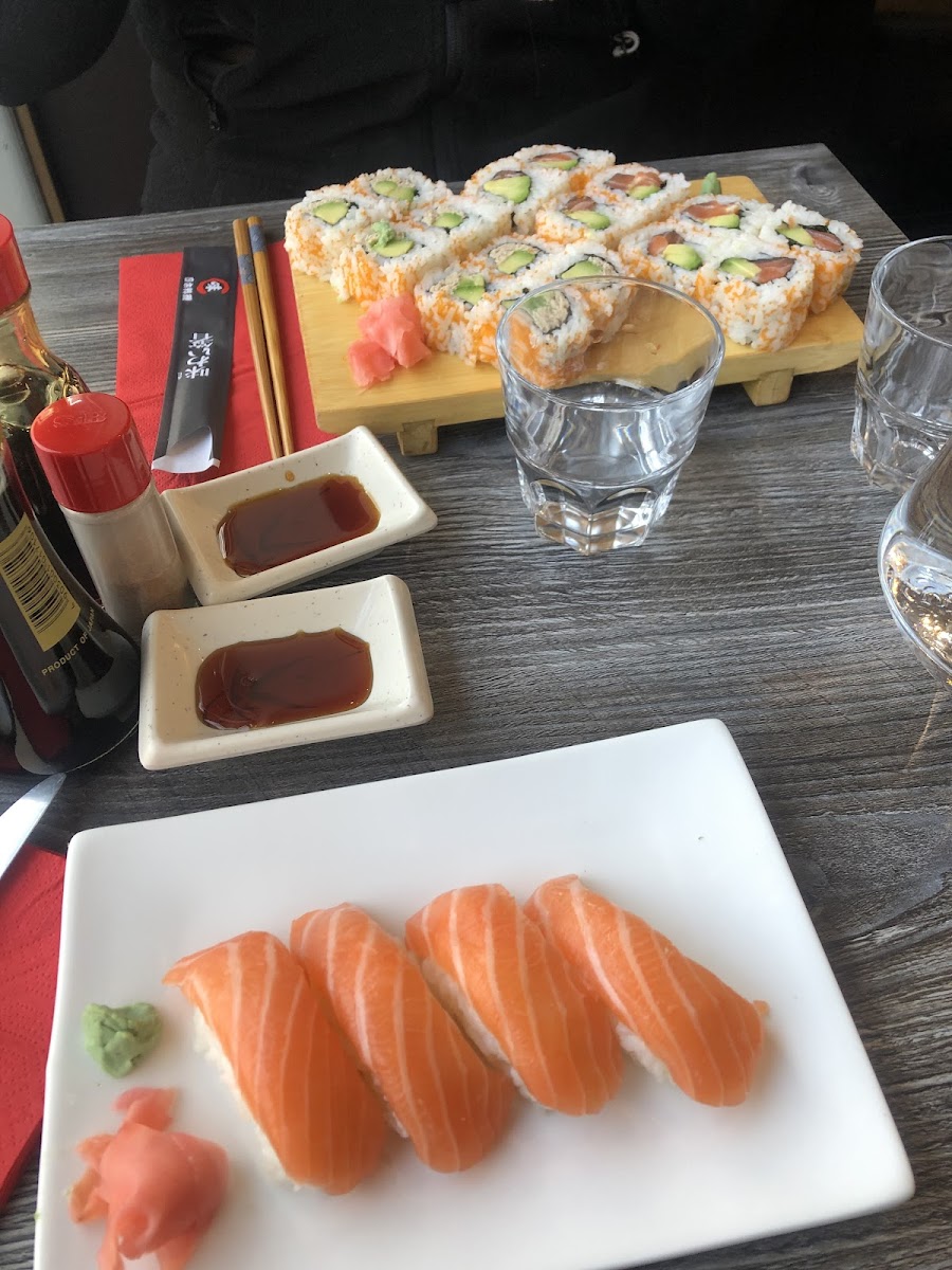 Sushi Ajisen Photo 7