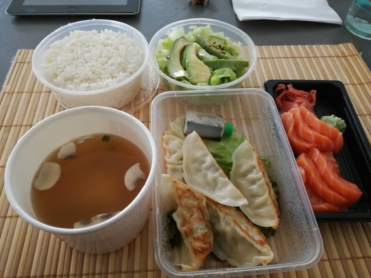 Sushi Ajisen Photo 9