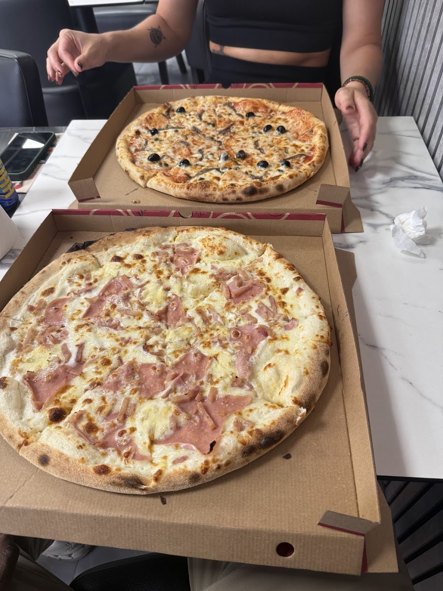 Pizza King Photo 3