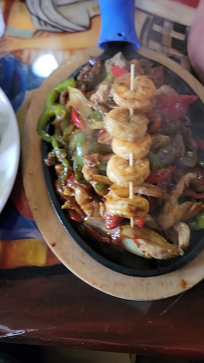 El Tenampa Mexican Grill & Cantina Photo 2