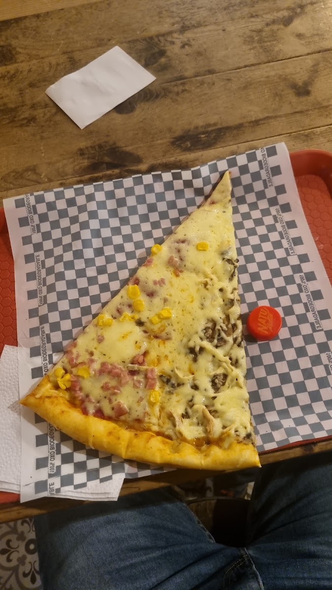 SANTINOS PIZZA SOPO Photo 6