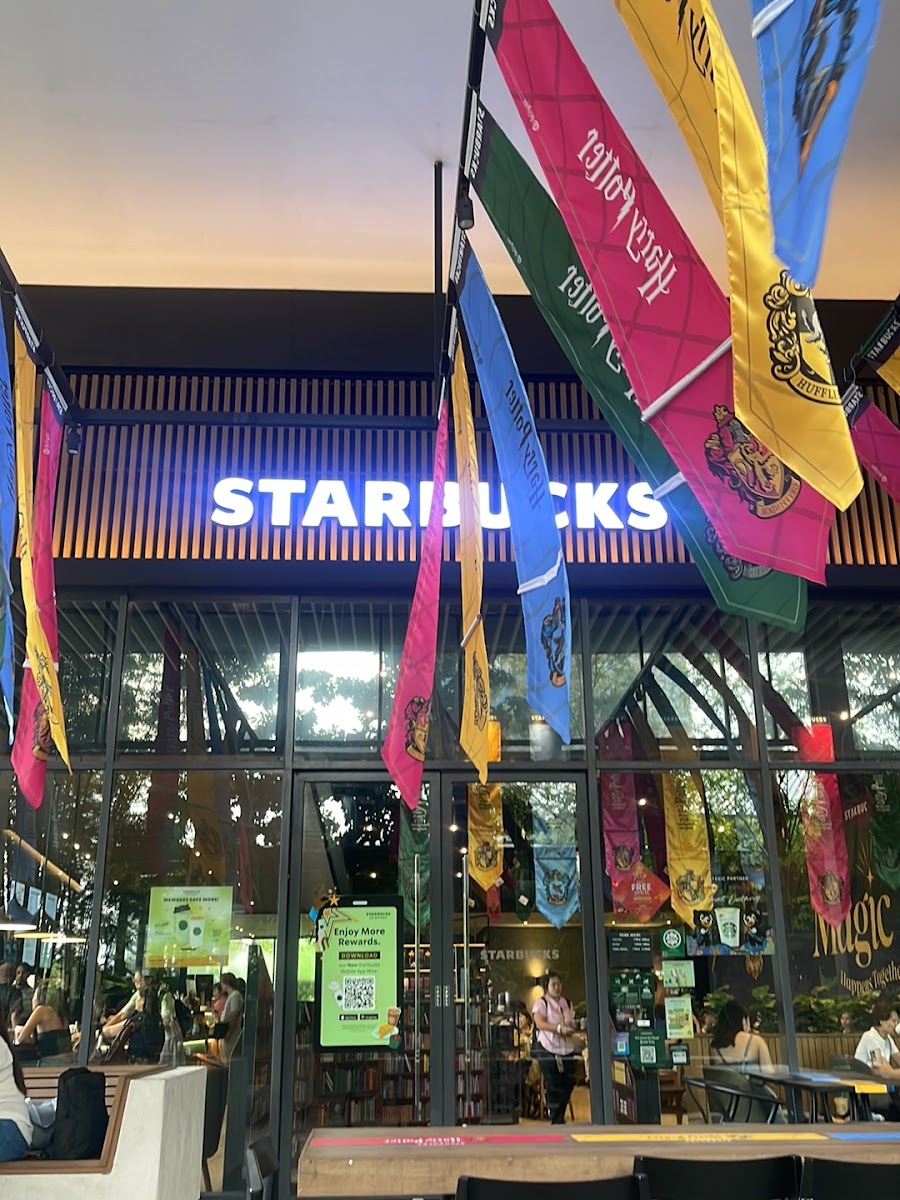 Starbucks Bamboo Hills DT Photo 3