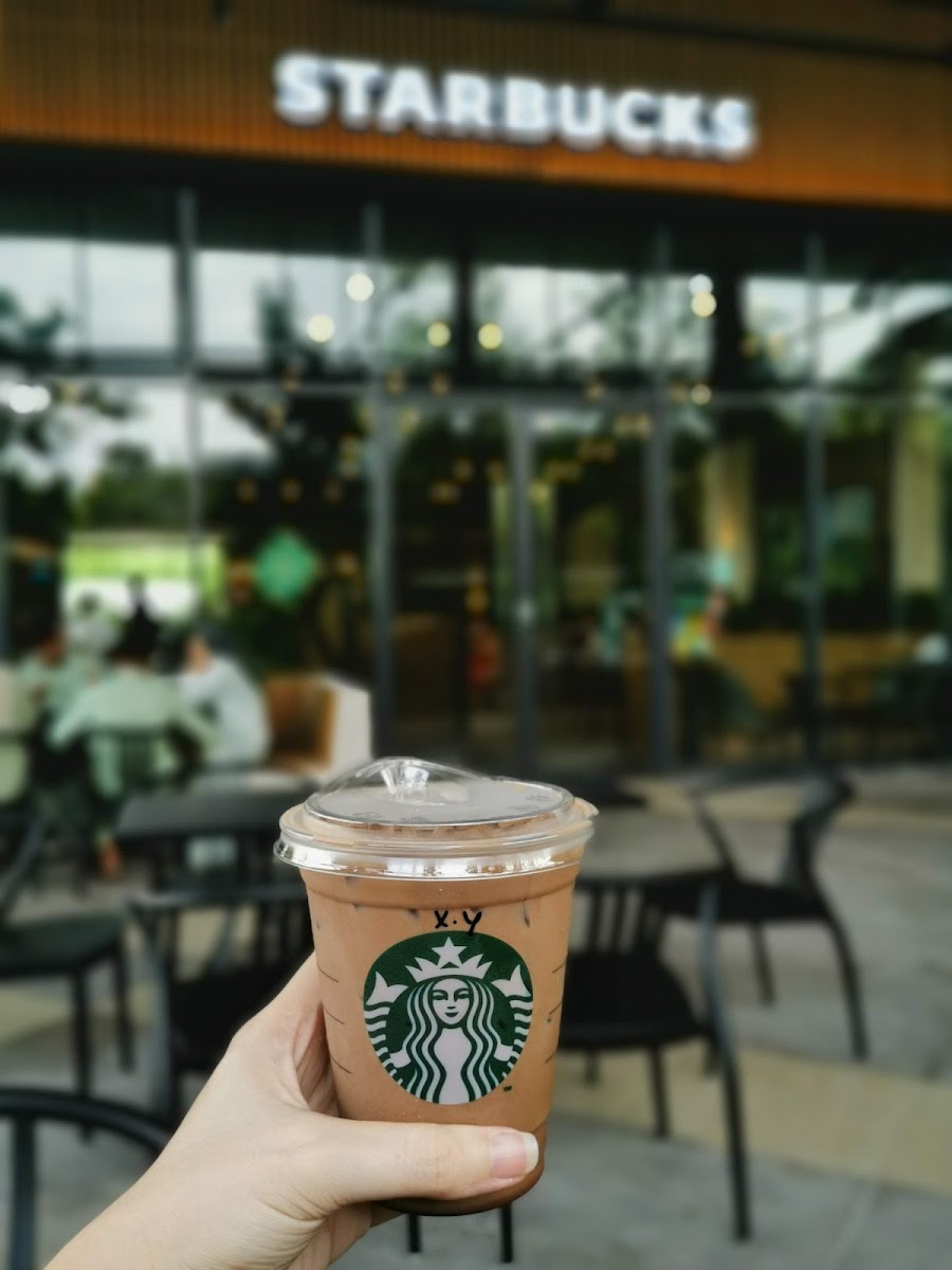 Starbucks Bamboo Hills DT Photo 5