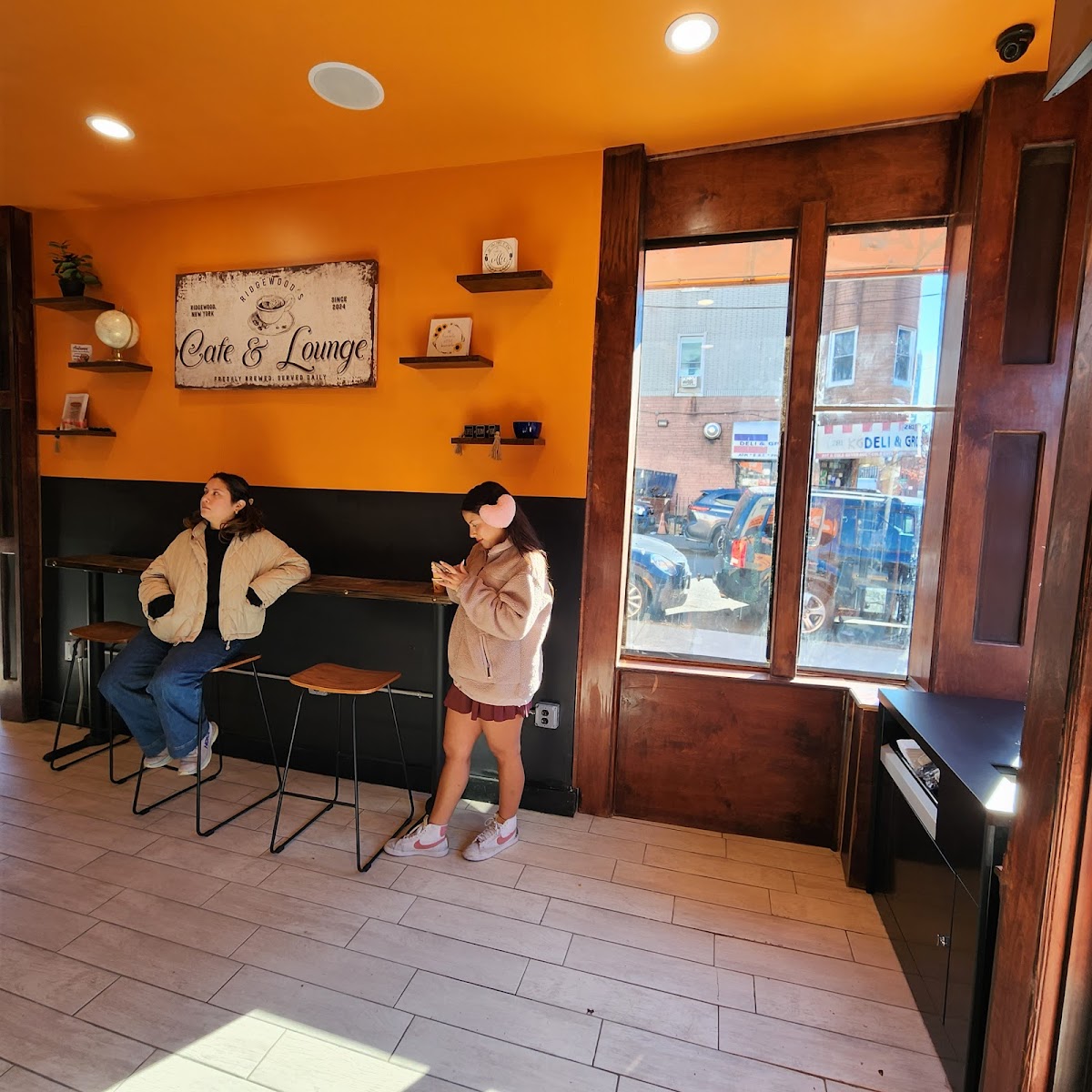 Ridgewood’s Cafe & Lounge Photo 3