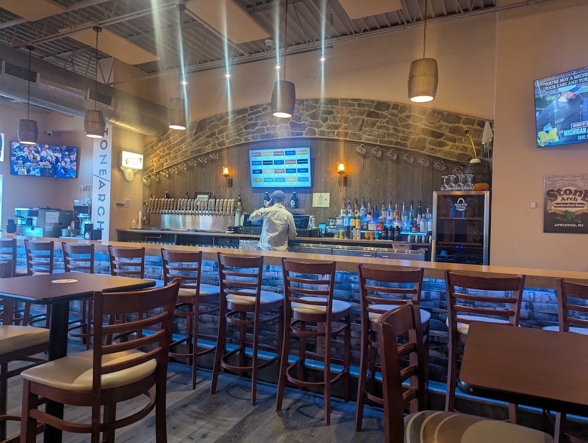 Stone Arch Tied House Photo 8