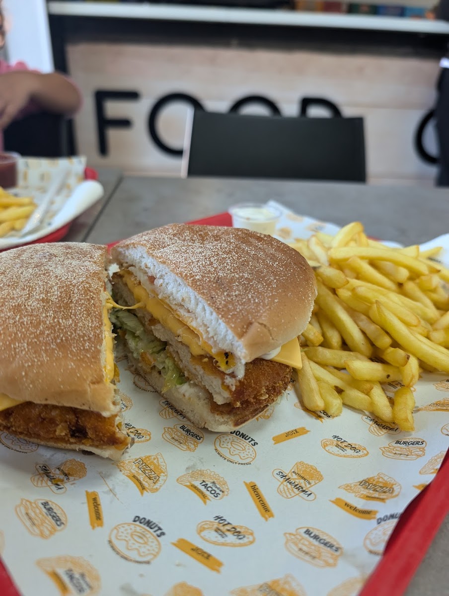 Food Corner Photo 3