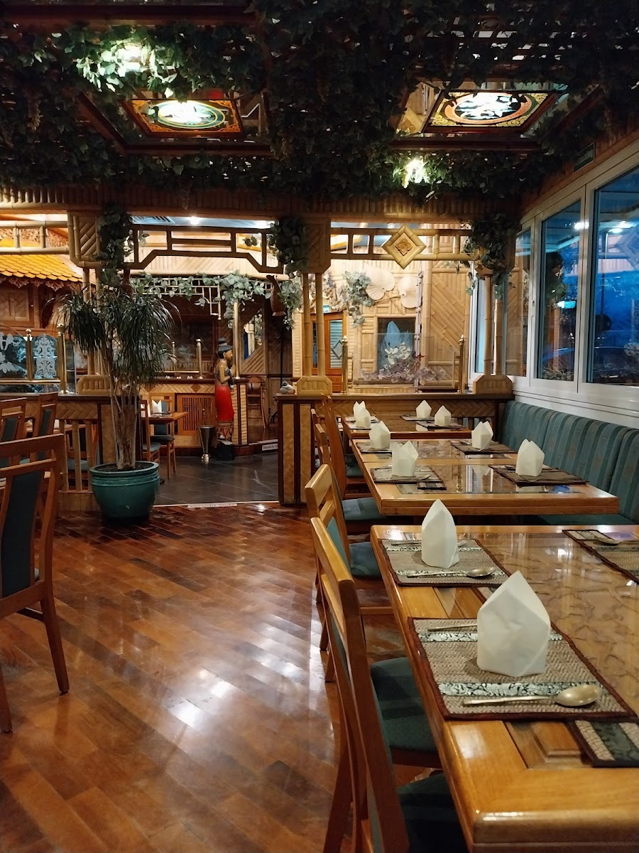 Rainbow Garden Thai Restaurant Photo 4