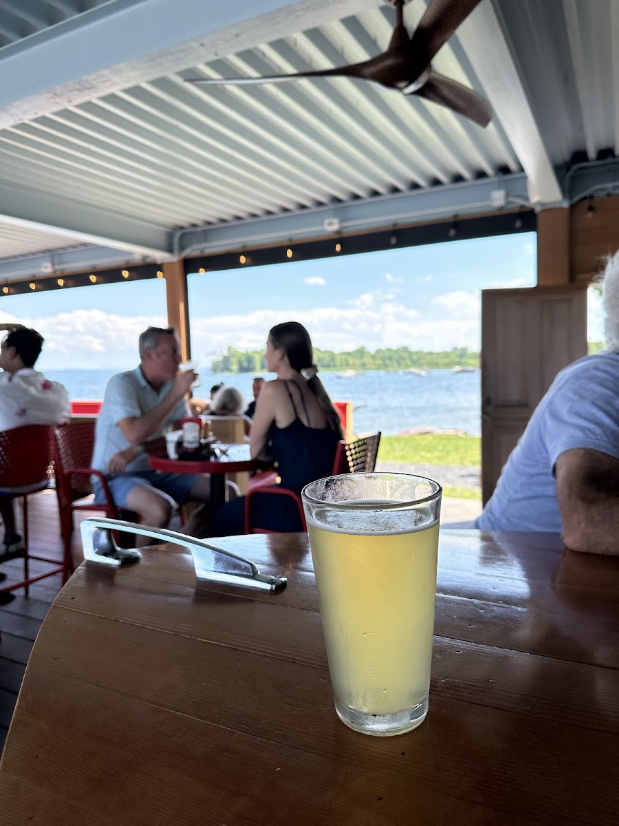 Pier Bar at the North Hero House Photo 9