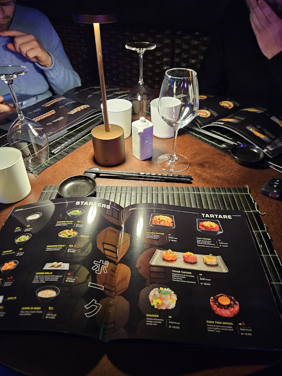 ZUSHi Calenzano - Japanese Restaurant Photo Menu 1