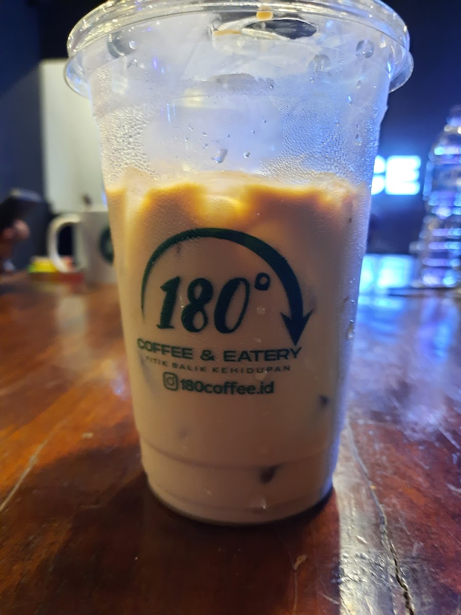 180° COFFEE AND EATERY Photo 7