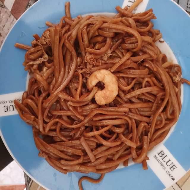 Tallarines Fritos Con Gambas