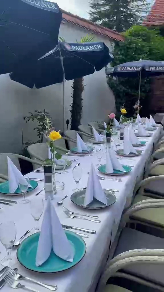 Cristalina Schlossgarten Restaurant & Pizzeria Photo 2