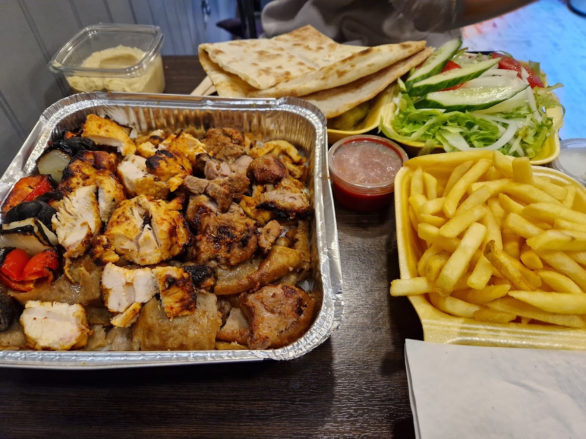Golden Grill Potters Bar Photo 9