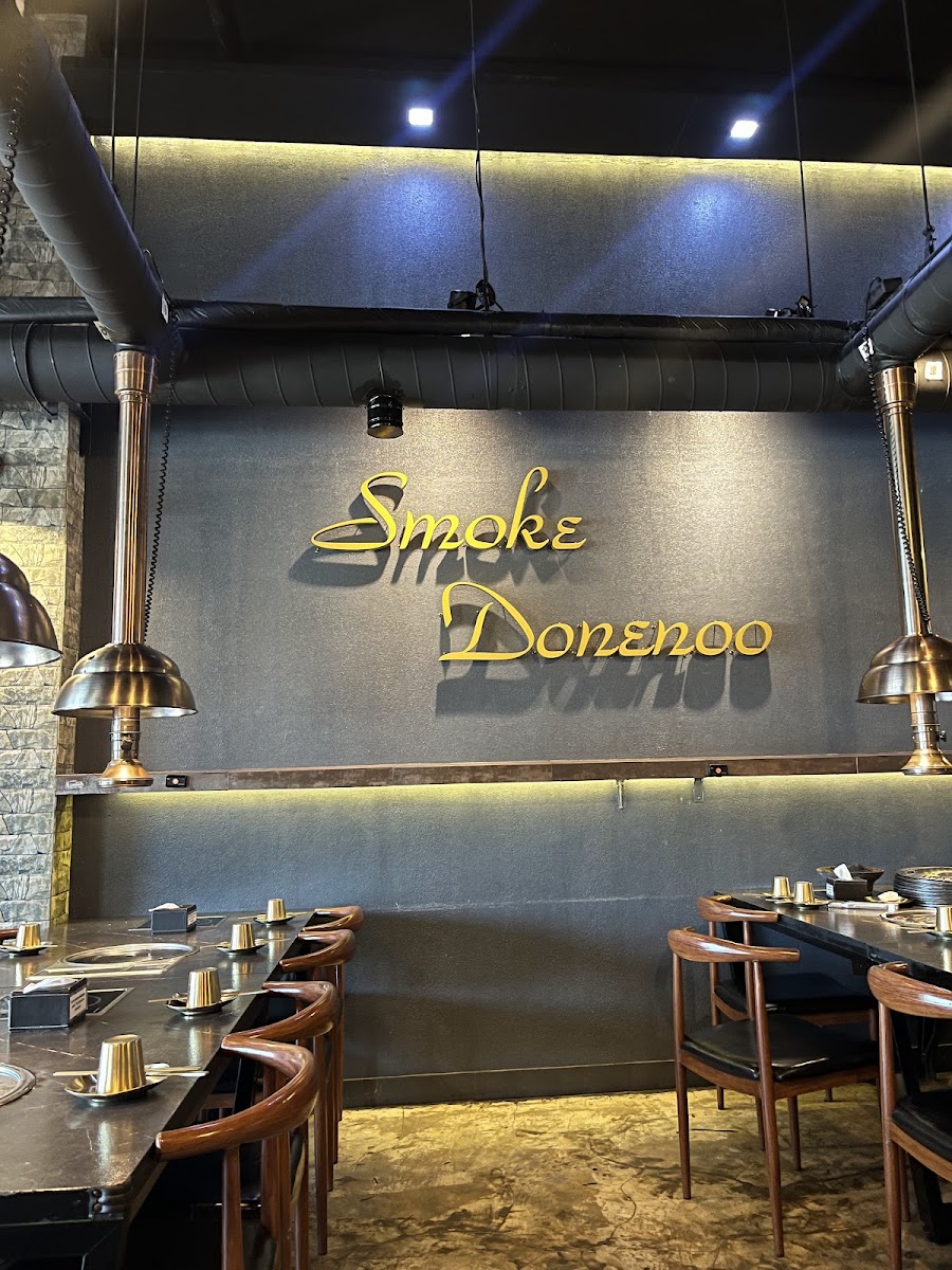 SMOKE DONENOO Photo 3