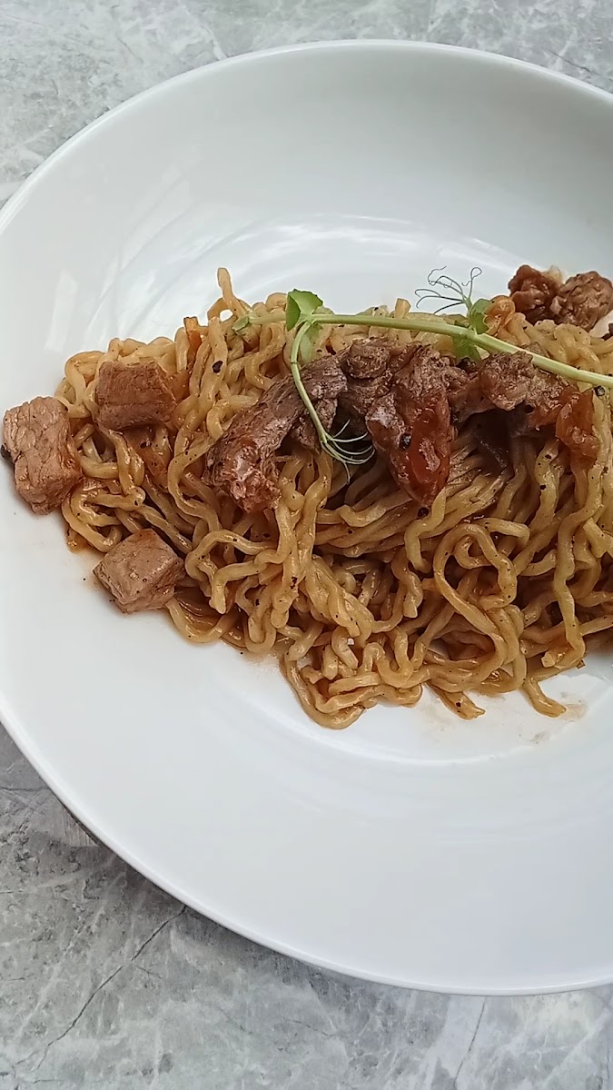 Se'eng Noodle Boat Photo 2