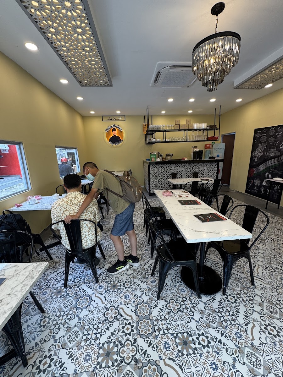 Palestinian Chef Restaurant (Kg. Baru) Photo 6