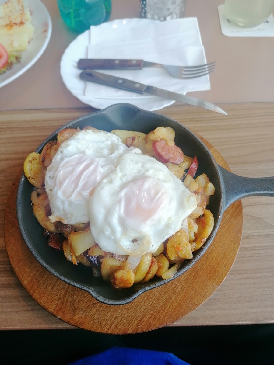 Corner Café Restaurant Photo 6