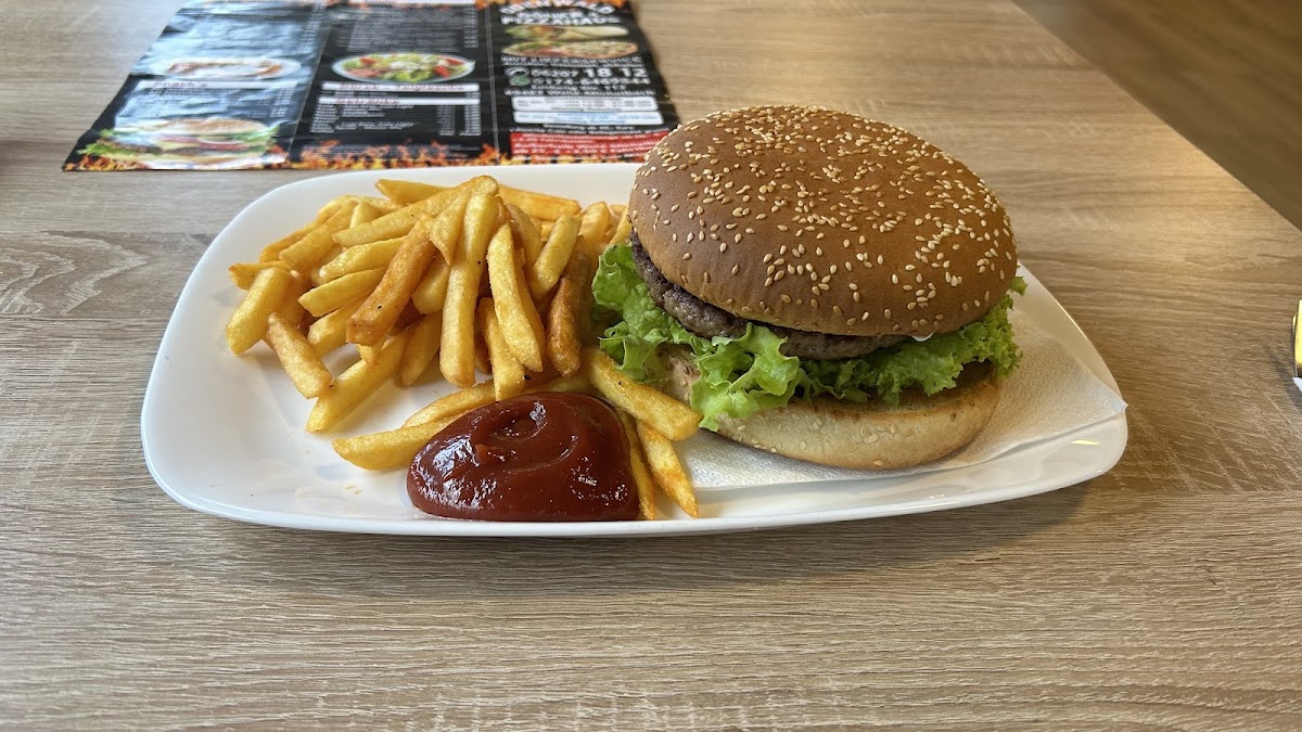 Odenwald Döner & Pizzahaus Photo 9