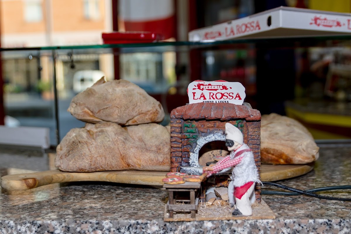 Pizzeria La Rossa Photo 5